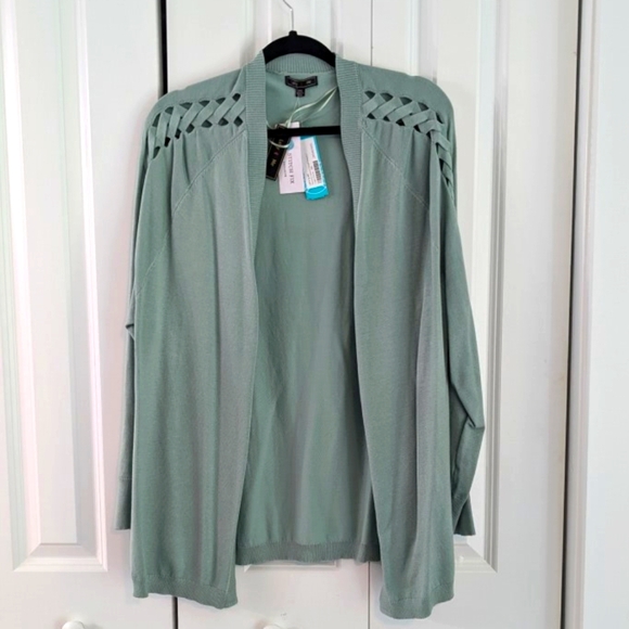 Karachi Lattice Detail Sweater Light Green - Picture 1 of 2